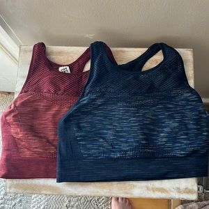 2 long line high neck sports bras